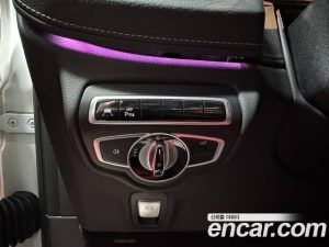 Mercedes-Benz G-Class G400d 2024 года из Южной Кореи