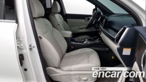 Kia Sorento HEV 1.6 2WD 2024 года из Южной Кореи