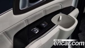 Kia Sorento HEV 1.6 2WD 2024 года из Южной Кореи