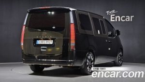 Hyundai Staria Lounge 9-Seater 2025 года из Южной Кореи