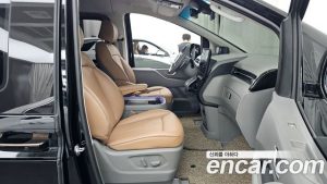Hyundai Staria Lounge 9-Seater 2025 года из Южной Кореи