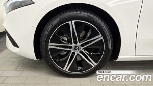 Mercedes-Benz A-Class A220 SEDAN 2025 года из Южной Кореи