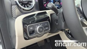 Mercedes-Benz A-Class A220 SEDAN 2025 года из Южной Кореи