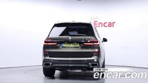 BMW X7 xDrive 40i M Sport 6 2025 года из Южной Кореи
