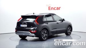 Kia Niro Prestige 2024 года из Южной Кореи