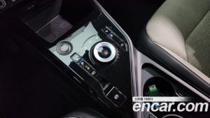 Kia Niro Prestige 2024 года из Южной Кореи