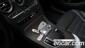 Mercedes-Benz GLC-Class GLC300 4MATIC Coupe 2023 года из Южной Кореи