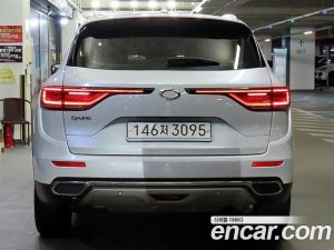 Renault-KoreaSamsung QM6 2.0 GDe LE Signature 2WD 2023 года из Южной Кореи