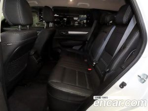 Renault-KoreaSamsung QM6 2.0 GDe LE Signature 2WD 2023 года из Южной Кореи