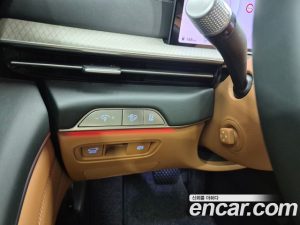 Genesis GV80 2.5T Бензин AWD 2025 года из Южной Кореи