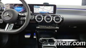 Mercedes-Benz CLA-Class CLA250 4MATIC 2025 года из Южной Кореи