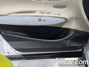 Genesis GV70 2.5T Бензин 2WD 2025 года из Южной Кореи