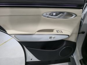 Genesis GV70 2.5T Бензин 2WD 2025 года из Южной Кореи