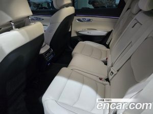Genesis GV70 2.5T Бензин 2WD 2025 года из Южной Кореи