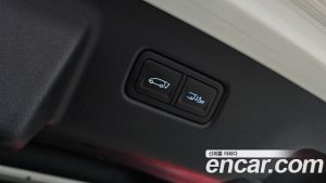 Hyundai Staria 4WD Lounge 9-Seater 2025 года из Южной Кореи