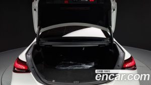 Mercedes-Benz E-Class E250 AMG Line 2023 года из Южной Кореи