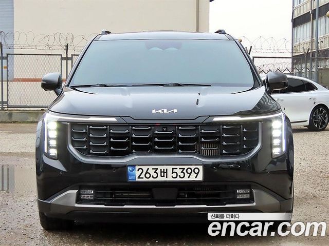 Kia Canival HEV 9-Seater Signature 2025 года из Кореи