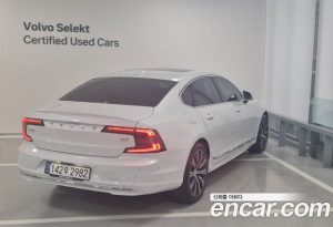 Volvo S90 B5 ULTIMATE Bright 2024 года из Южной Кореи