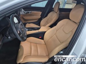 Volvo S90 B5 ULTIMATE Bright 2024 года из Южной Кореи