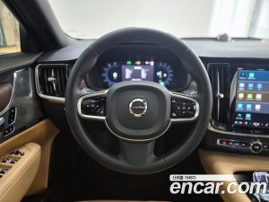 Volvo S90 B5 ULTIMATE Bright 2024 года из Южной Кореи