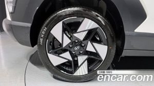 Hyundai Kona Бензин 2.0 2WD 2024 года из Южной Кореи