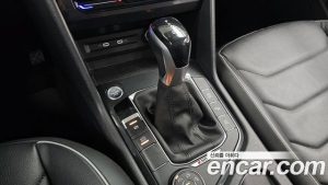 Volkswagen Tiguan 2.0 TDI 4 Prestige 2023 года из Южной Кореи