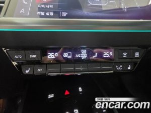 Audi Q4 e-tron 40 2023 года из Южной Кореи