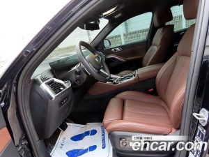 BMW X6 xDrive40i M Sport 2025 года из Южной Кореи