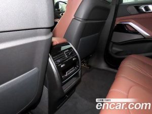 BMW X6 xDrive40i M Sport 2025 года из Южной Кореи
