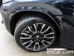 BMW X6 xDrive40i M Sport 2025 года из Южной Кореи