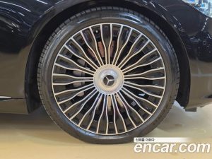 Mercedes-Benz S-Class Maybach S680 4MATIC 2023 года из Южной Кореи