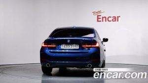 BMW 3-Series 320i 2023 года из Южной Кореи