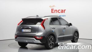 Kia Niro Prestige 2025 года из Южной Кореи