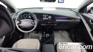 Kia Niro Prestige 2025 года из Южной Кореи