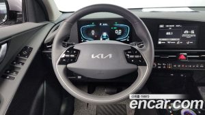Kia Niro Prestige 2025 года из Южной Кореи