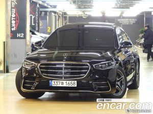 Mercedes-Benz S-Class S400 d 4MATIC 2023 года из Южной Кореи