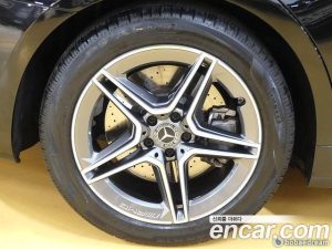 Mercedes-Benz S-Class S400 d 4MATIC 2023 года из Южной Кореи