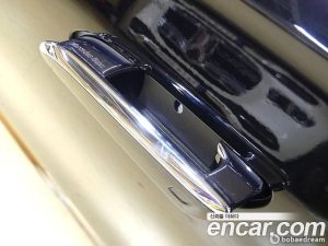 Mercedes-Benz S-Class S400 d 4MATIC 2023 года из Южной Кореи