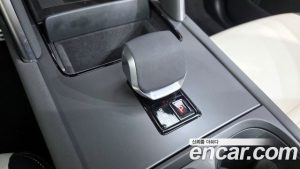 Land Rover Discovery Sport P250 Dynamic SE 2025 года из Южной Кореи