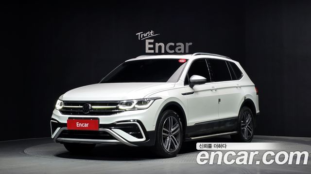 Volkswagen Tiguan 2.0 TSI Prestige 2023 года из Кореи