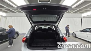 Volkswagen Tiguan 2.0 TSI Prestige 2023 года из Южной Кореи