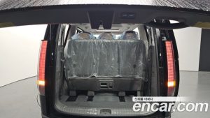 Hyundai Staria 4WD Lounge 9-Seater 2025 года из Южной Кореи