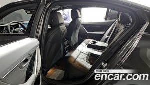 BMW 5-Series 520i Special Edition 2026 года из Южной Кореи