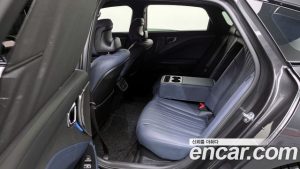 Kia K8 Signature Black 2025 года из Южной Кореи