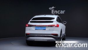 Audi Q4 e-tron 45 Premium Sportback 2025 года из Южной Кореи