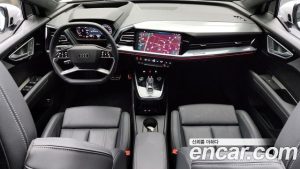 Audi Q4 e-tron 45 Premium Sportback 2025 года из Южной Кореи