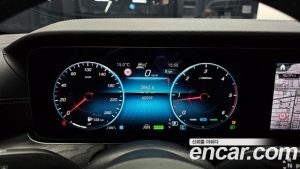 Mercedes-Benz CLS-Class CLS300d 4MATIC 2023 года из Южной Кореи