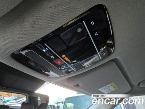 Hyundai Santafe Бензин 2.5T 2WD 2024 года из Южной Кореи