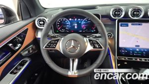 Mercedes-Benz GLC-Class GLC300 4MATIC Avantgarde 2025 года из Южной Кореи