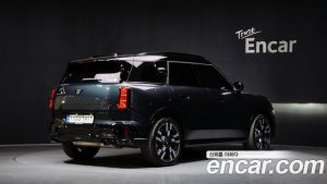 Mini Countryman ALL4 JCW First Edition 2025 года из Южной Кореи